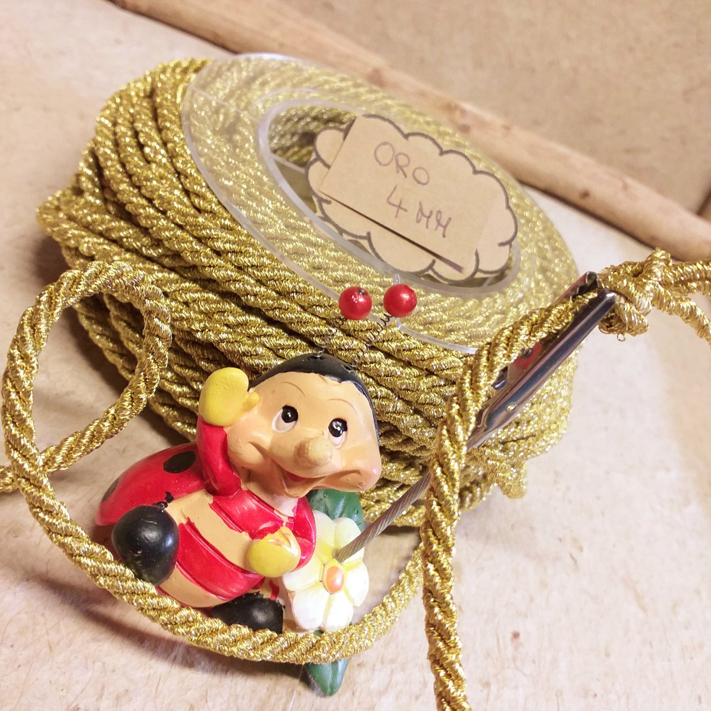 cordino dorato natalizio uso decorazioni bomboniera 4 mm cordoncino passamaneria copripunto intrecciato misto cotone per cucito creativo tappezzeria addobbi Natale palline albero