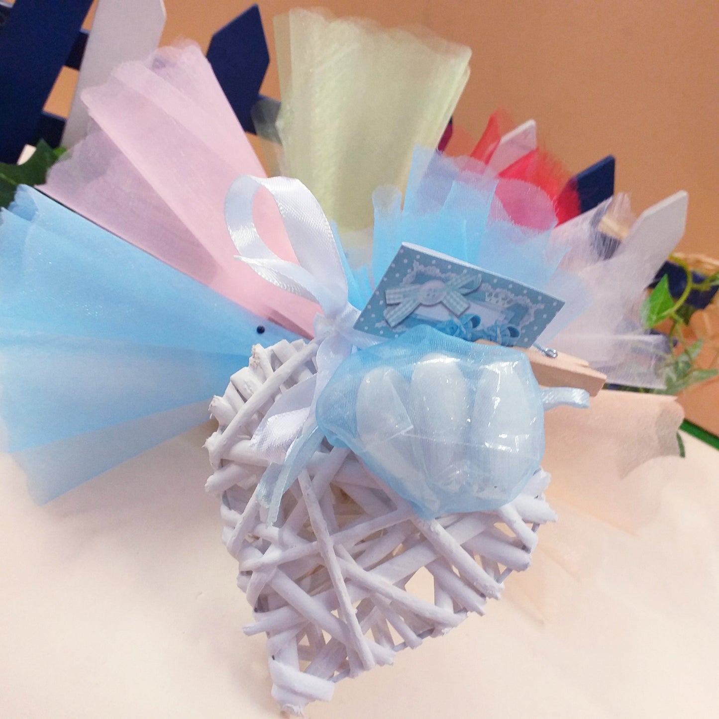scelta colori rosa bambina celeste bambino verde compleanno rosso laurea bianco comunione pesca cresima colori tulle di confezionamento cuore rustico country bomboniera confezionata confetti primo compleanno nascita