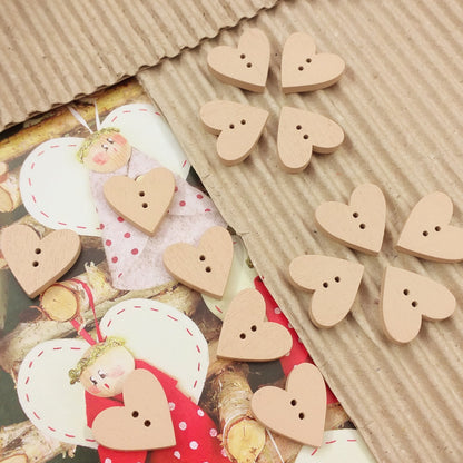 cuoricini legno naturale 18 mm decorativi per hobbistica creativa cucito abbigliamento moda creare abiti vestitini bambole pupazzi gnomi folletti elfetti natalizi lavoretti bambini idea bamboline pannolenci feltro albero Natale