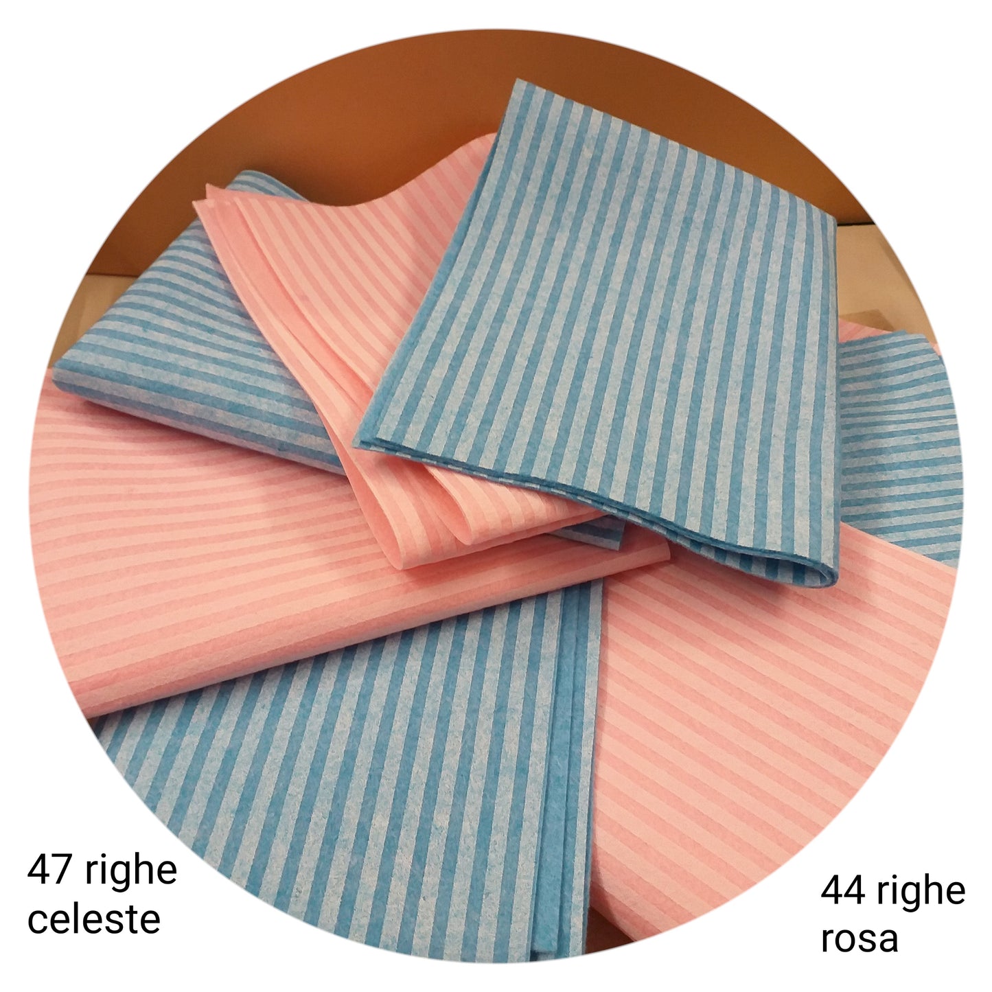 righe celeste rosa pastello pannolenci feltro stampato tessuto stoffa per cucito creativo gnomi fiocco nascita lavoretti pasquali primavera confezionamento packaging uovo centrotavola fuoriporta coccarda