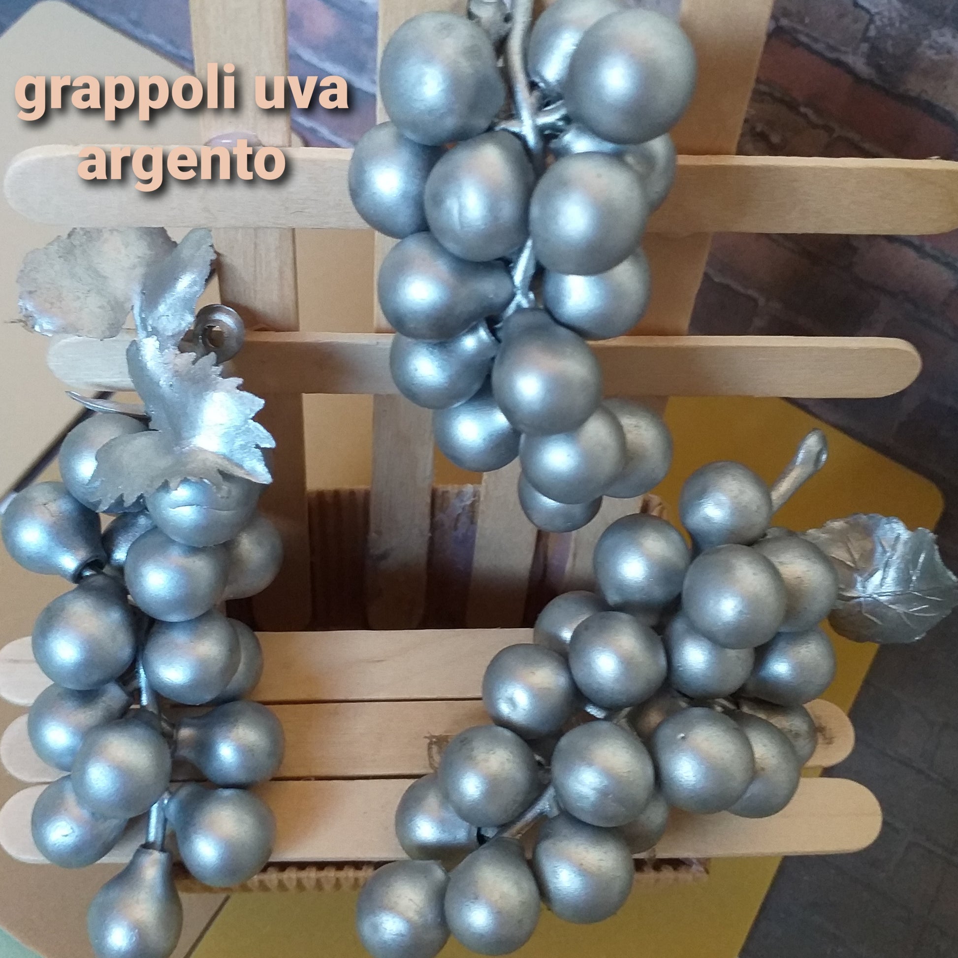 grappolo uva argento frutta finta artificiale decorativa vendita online per addobbi Natale vetrine negozio vini composizioni centrotavola