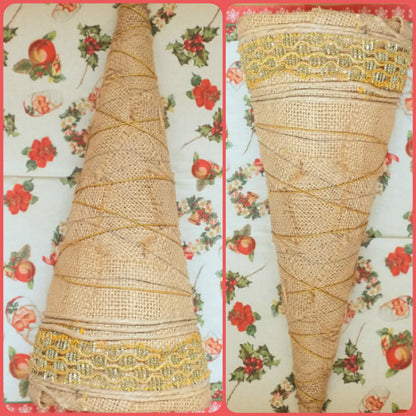 basi strutture da decorare biedermeier ghirlande fuoriporta fai da te Natale rustico forma cono cornucopia juta grezza e pizzo oro uso decorazioni addobbi natalizi vetrinistica composizioni centrotavola floreali