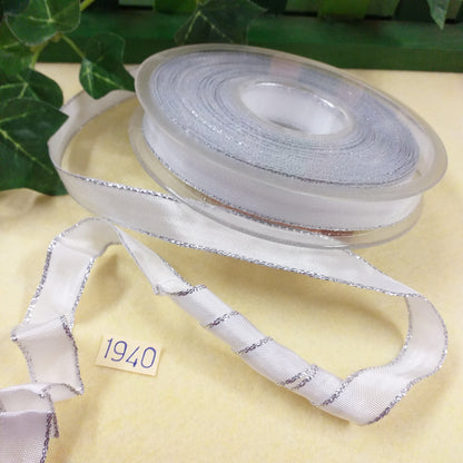 nastrino bianco bordo argento nastro decorativo per bomboniere Prima Comunione Santa Cresima anniversario matrimonio venticinquesimo nozze d'argento e decorazioni albero natale confezioni regalo pacchi packaging