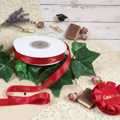 nastro raso rosso scritta dorata stampato laurea fai da te bomboniere decorazioni packaging confezioni regalo laureato aprifesta segnaposto