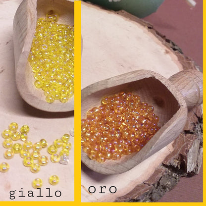 giallo oro colori cangianti perline conteria veneziana vetro iridescente arcobaleno rocailles iridate lavori creazioni uso fiori animaletti tissage danese hobby bijoux bigiotteria tessitura
