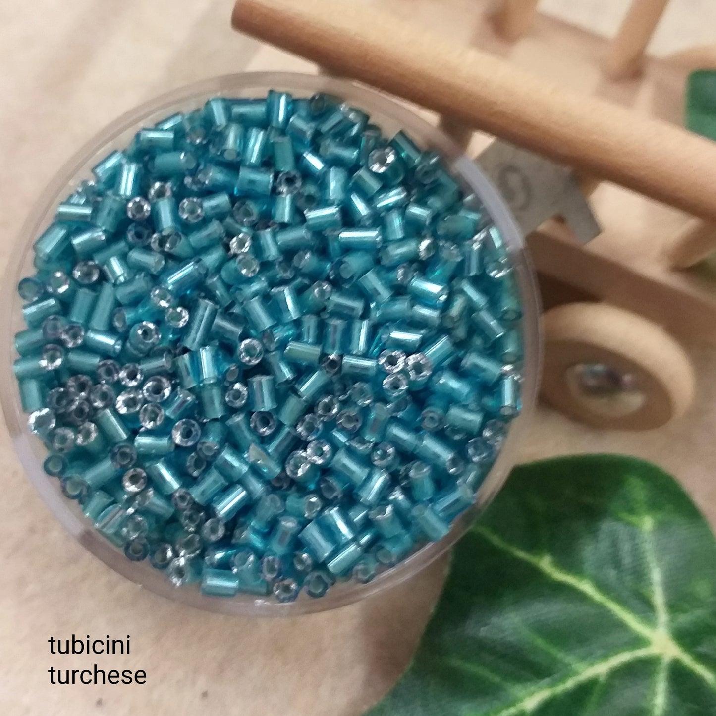 2 mm turchese colori negozio bastoncini conteria rocailles mezze linee pivette tubicini baguettes perline perle da ricamo abbigliamento tubetti uso ricamare abiti costumi borse bigiotteria creare bijoux bigiotteria fai da te gioielli sandali