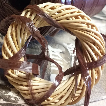 marrone rotolo rafia sintetica colorata uso uncinetto per borse cestini bagno lavori artigianato uso packaging confezionamento lavori creativi cappelli costumi mare
