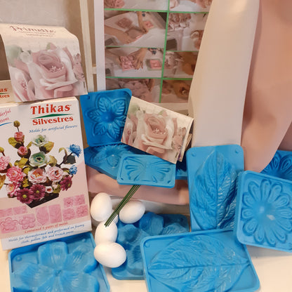 kit 5 stampi thikas Silvestre modello rosa foglie sepali tessuto primette chiffon stili ovetti polistirolo