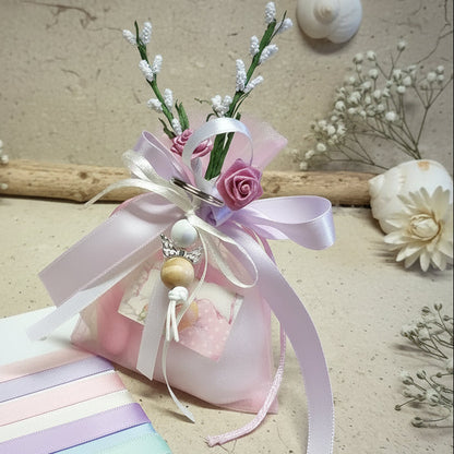 rosa lilla bianco sacchettini bomboniere portachiavi angioletto fatto a mano angelo perle legno per Battesimo bimba Comunione bambina ragazza Cresima confezionato confetti bigliettino fiori roselline nebbiolina nastro