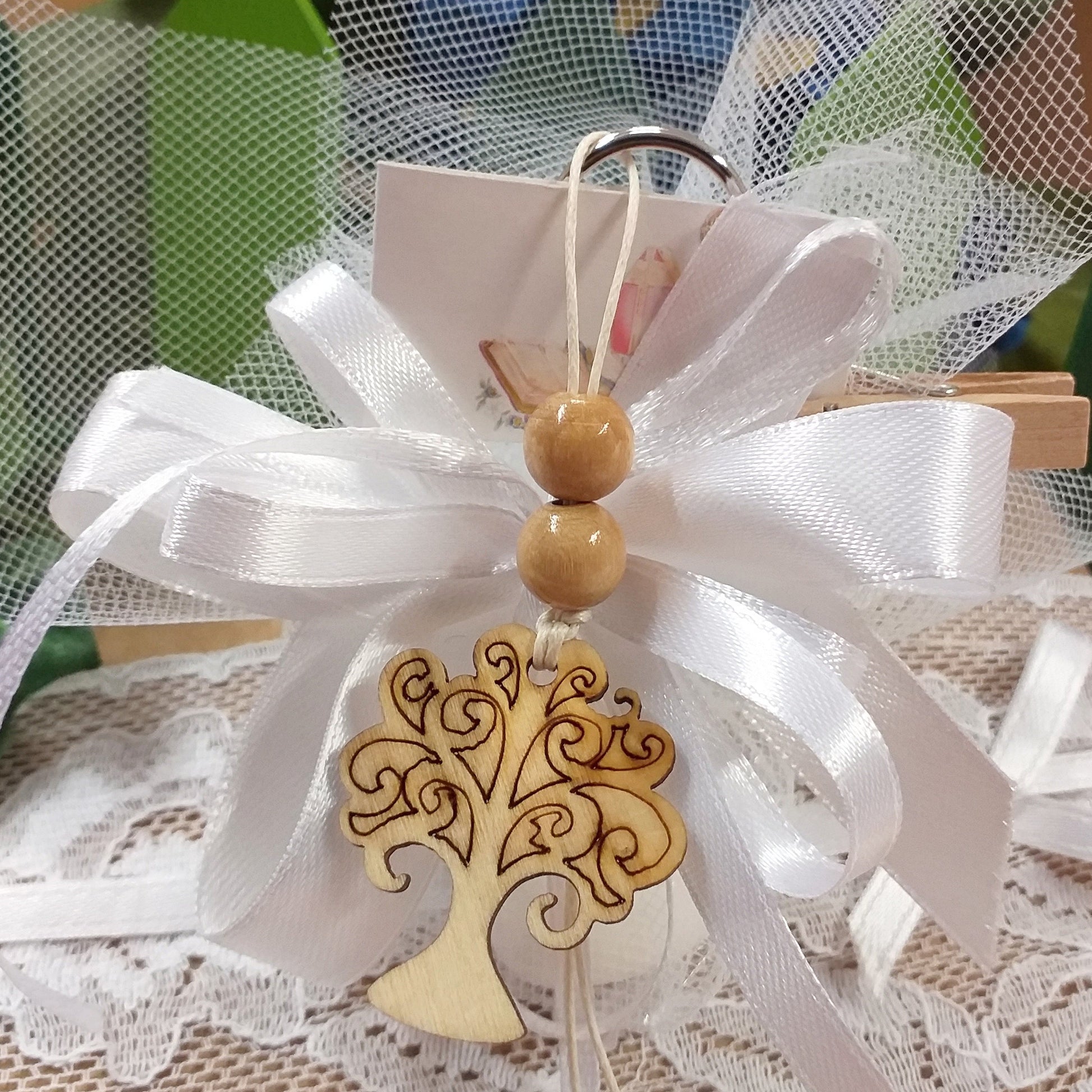Bianco matrimonio Bomboniere albero della vita portachiavi legno confezionate o kit fai da te colori sacchetto nastro con bigliettino comunione cresima battesimo 
