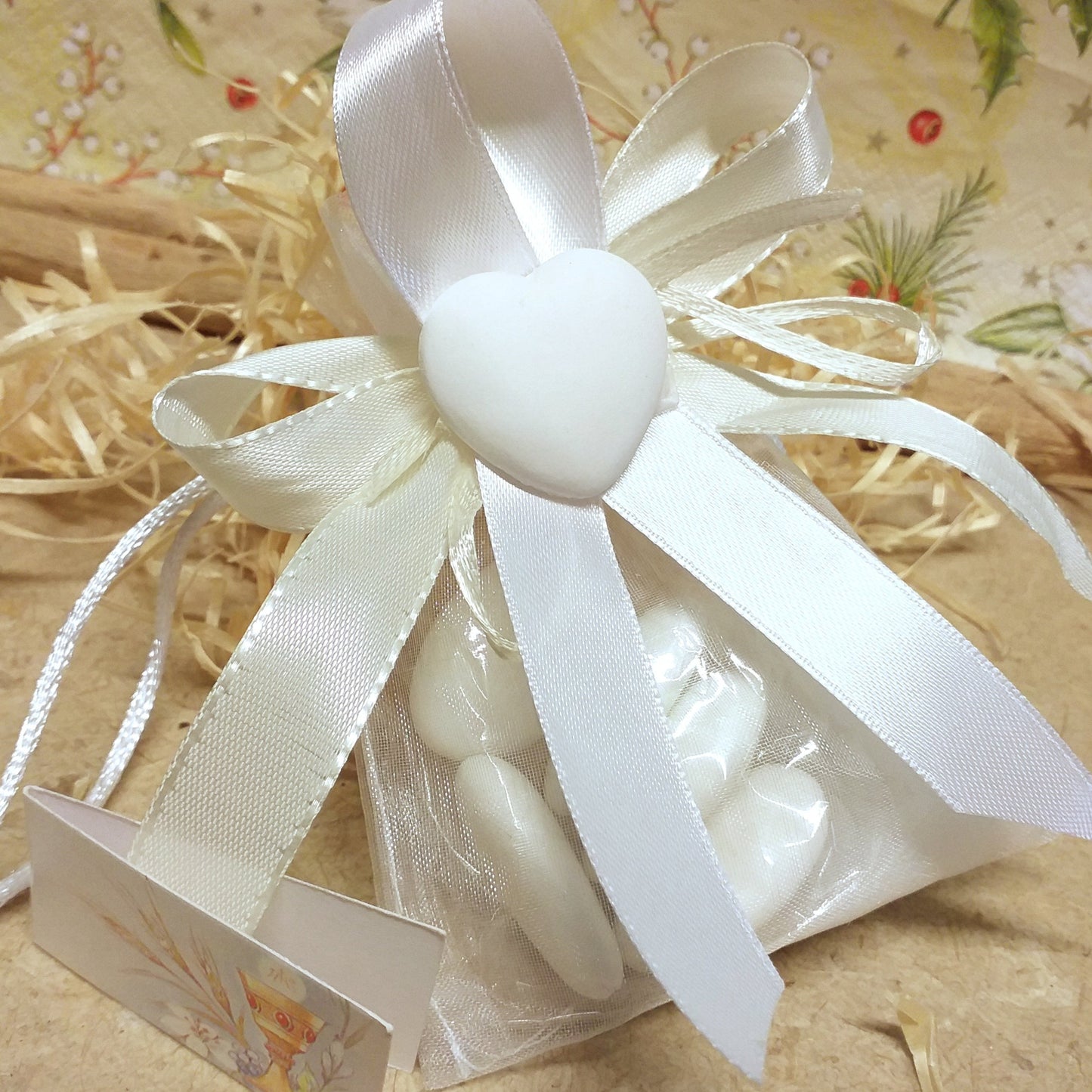 sacchetto bianco gessetto cuore bomboniere Prima Comunione Santa Cresima Battesimo nascita matrimonio nastri originali bigliettino stampato confezionati 5 confetti mandorla o cioccolato