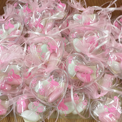 cesto in rosa pastello cicogna ciuccio scatoline portaconfetti cuoricini nascita Battesimo bimba femminuccia bomboniere babyshower e allestimento confettata aprifesta confezionate confetti bigliettino biberon