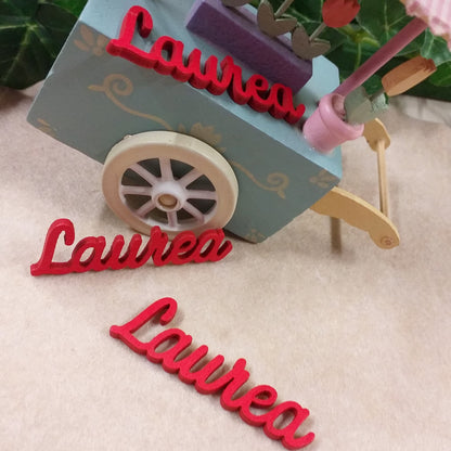 laurea rosso scritte legno da incollare auguri decorazioni ad uso idee fai da te con applicazioni tag fuoriporta composizione centrotavola bomboniere
