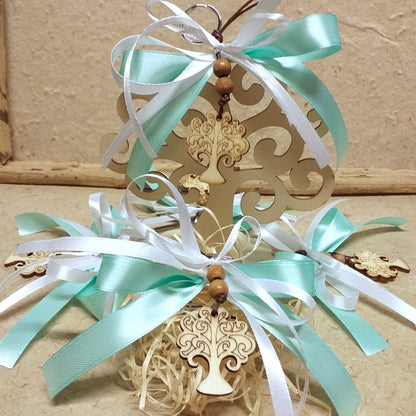 coreografia allestimento per verde acqua mare coccarde fiocchi portachiavi legno albero della vita shabby ciondolo segnaposto economico prima comunione cresima battesimo matrimonio