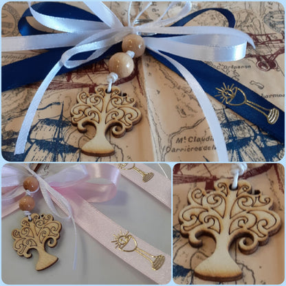 portachiavi con gancio cordoncino perline ciondolo albero della vita legno segnaposto coccarda prima comunione cresima bambino bambina