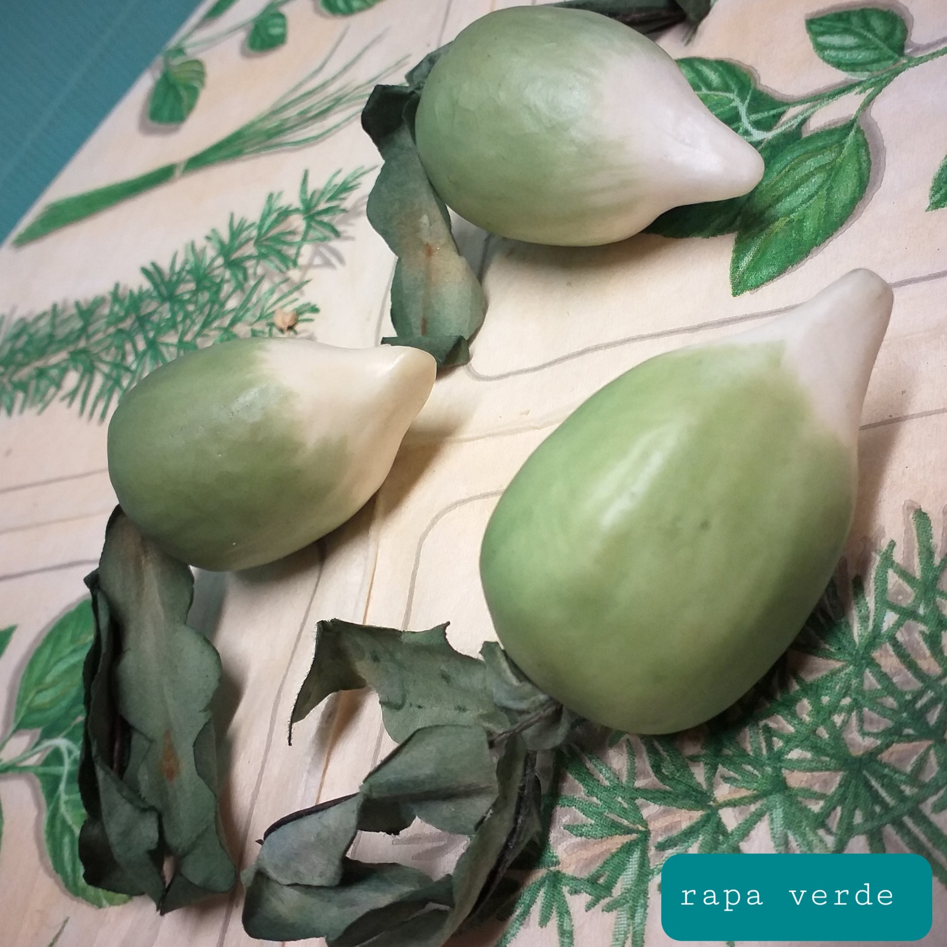 rapa verde con foglie verdura finta artificiale decorativa vendita per decorazioni Pasqua addobbi Natale casa e vetrine fai da te