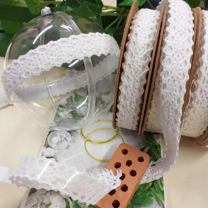 pizzo bianco nastro auto adesivo bordo decorativo washi tape di tessuto disegni per creazioni scrapbooking decorazioni Hobby creativi lavoretti bambini packaging pasquali addobbi albero natalizio